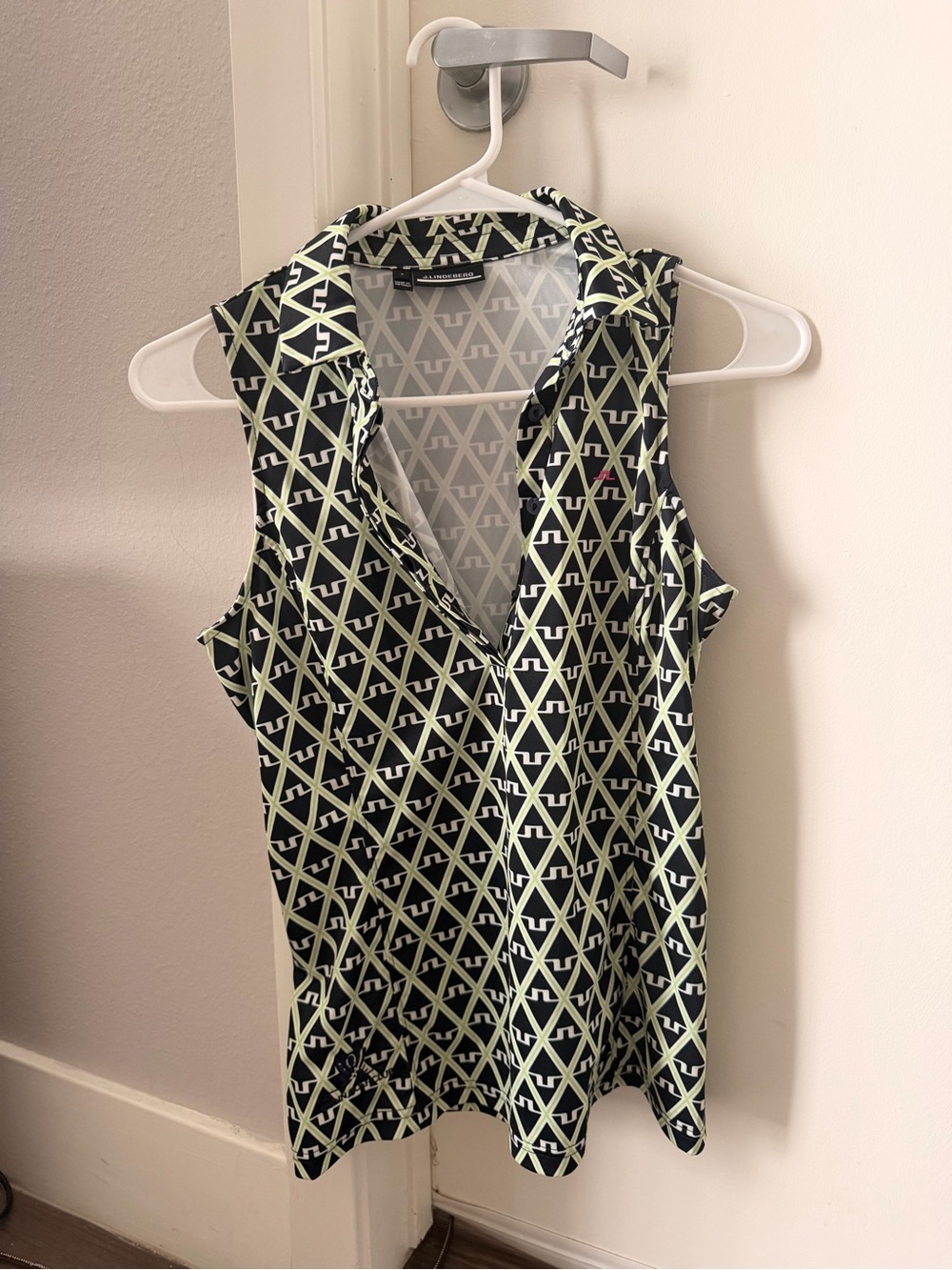 J.Lindeberg Sleeveless Geometric Print Polo Tank - Black & Light Green